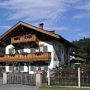 Apartment Haus Hornsteiner Barbara, Mittenwald