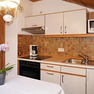 Apartment Ferienwohnung Benedetti, Mittenwald