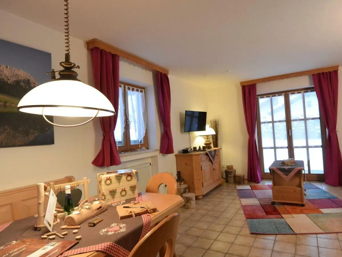 Ferienwohnungen Romeo-Julio-Mittenwald Apartment